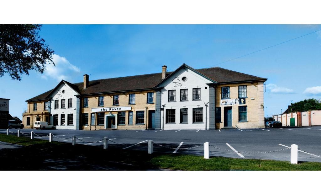 The Raven Hotel Corby Exteriér fotografie